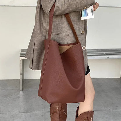Minimalist Hobo Bag