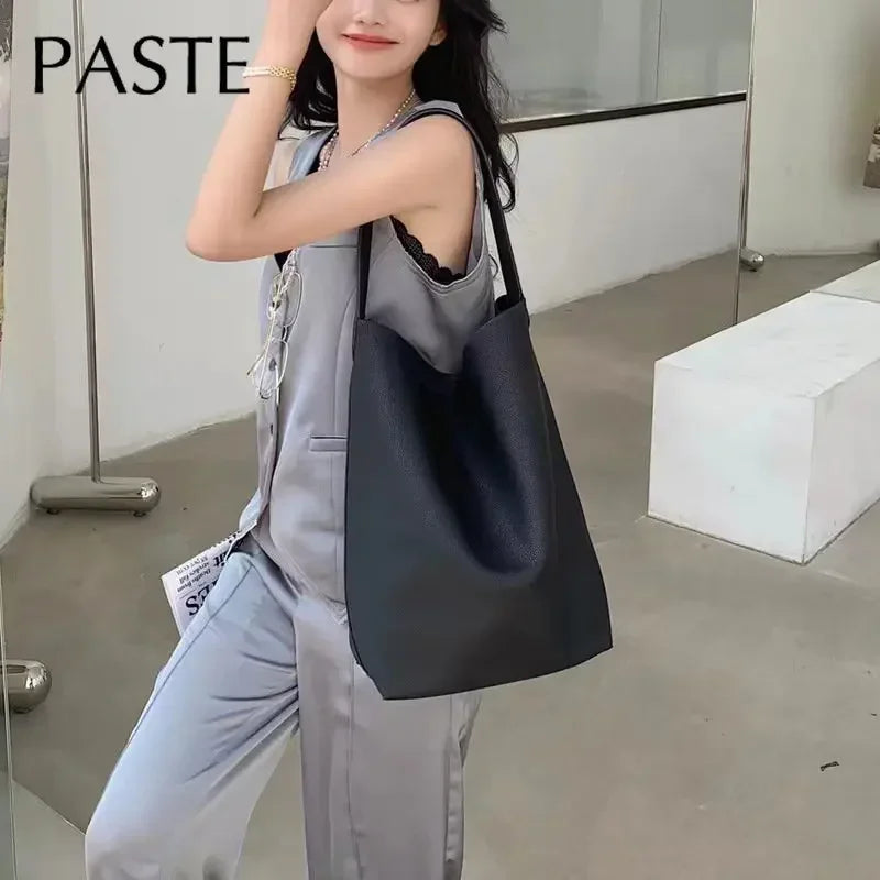 Minimalist Hobo Bag