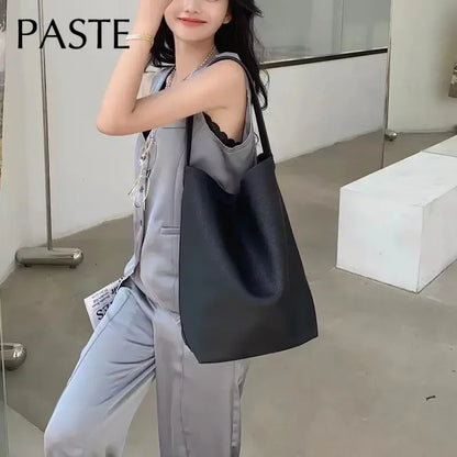 Minimalist Hobo Bag