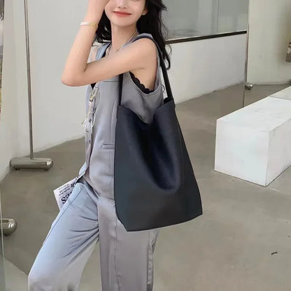Minimalist Hobo Bag